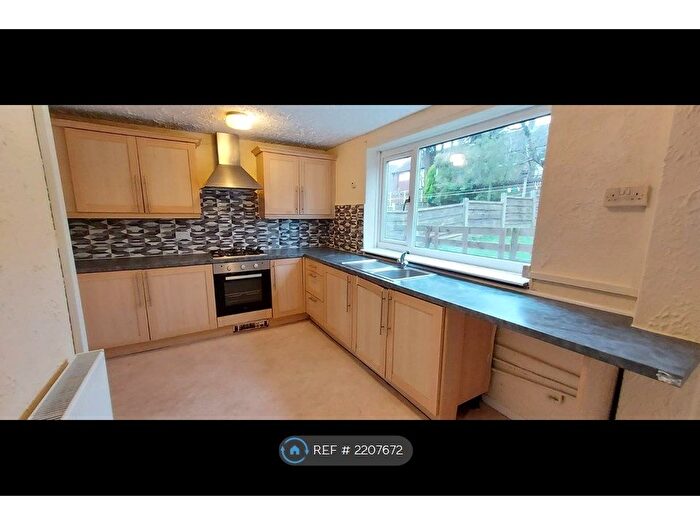 3 Bedroom Semi-Detached House To Rent In Cooper Fold, Middleton, Manchester, M24