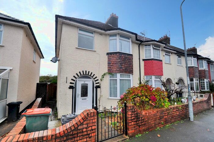 3 Bedroom End Of Terrace House To Rent In Margaret Avenue, Newport NP19