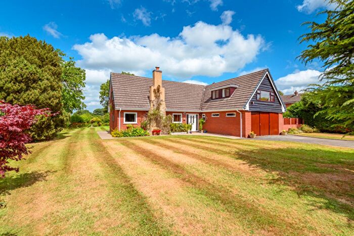 4 Bedroom Detached House For Sale In Horsemans Green, Whitchurch, SY13