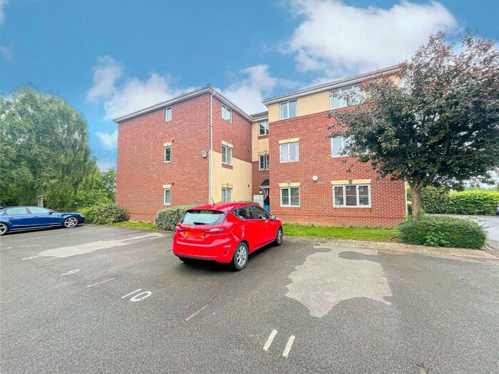 2 Bedroom Apartment To Rent In Meadowbank, Tamworth, Staffordshire, B78
