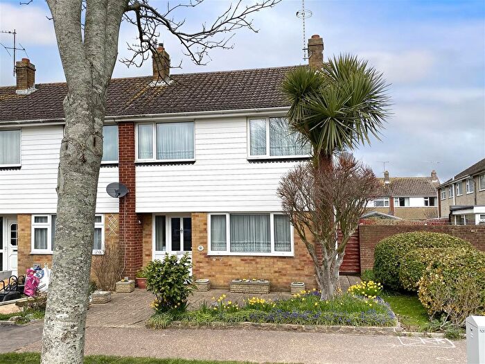 3 Bedroom End Of Terrace House To Rent In Campbell Drive, Rustington, BN16