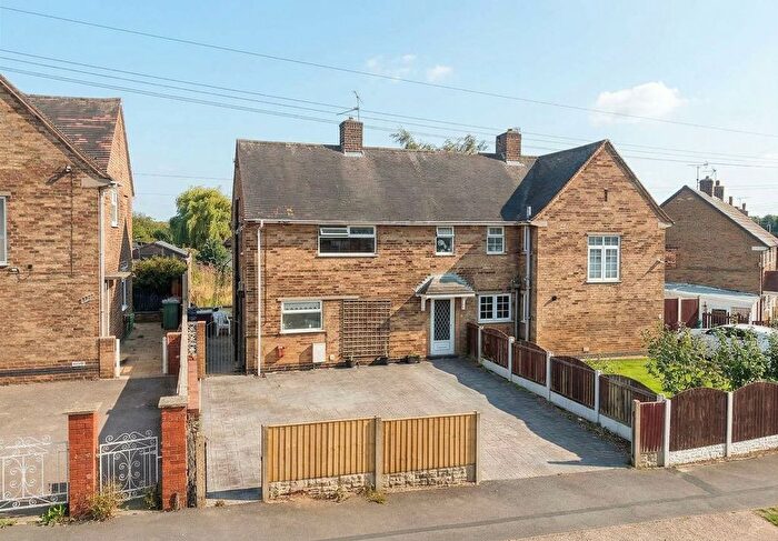2 Bedroom Semi-Detached House For Sale In Elm Tree Avenue, Shirebrook, NG20