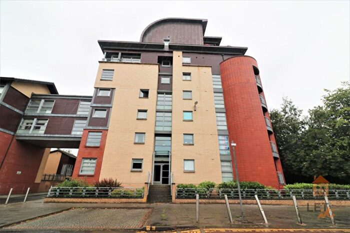 2 Bedroom Flat To Rent In Old Rutherglen Road, New Gorbals, Glasgow, G5