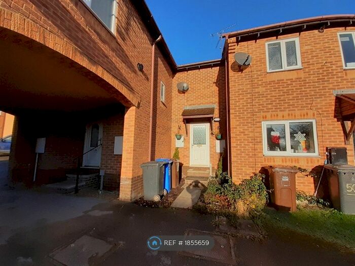 2 Bedroom Terraced House To Rent In Lundwood Grove, Owlthorpe, Sheffield, S20