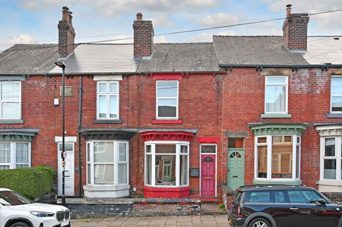 3 Bedroom Terraced House For Sale In Carrington Road, Sheffield, S11