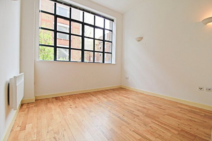Studio To Rent In Boundary Street, London, E2