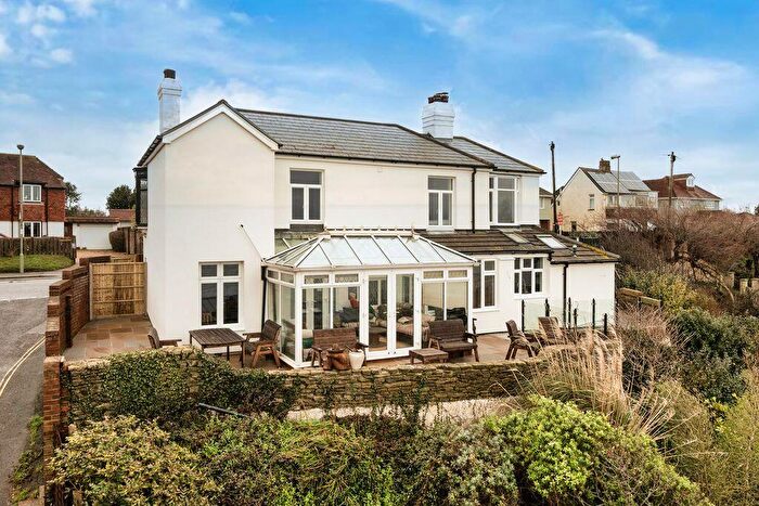 4 Bedroom Detached House For Sale In Hill Head Road, Hill Head, PO14