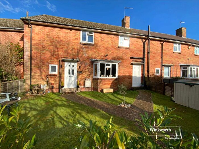 3 Bedroom Terraced House For Sale In Lineside, Burton, Christchurch, Dorset, BH23