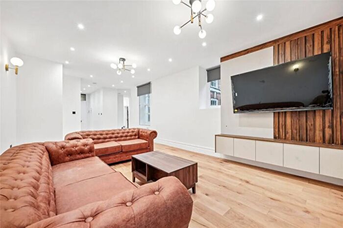 3 Bedroom Apartment To Rent In Circus Lodge #, NW8