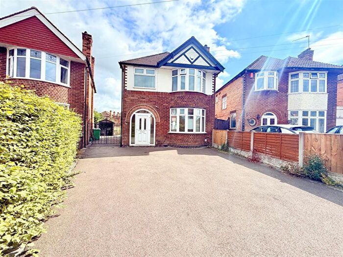 3 Bedroom Detached House To Rent In Kingswood Road, Nottingham, NG8