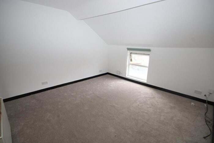 2 Bedroom Flat To Rent In Boughton, Chester, CH3