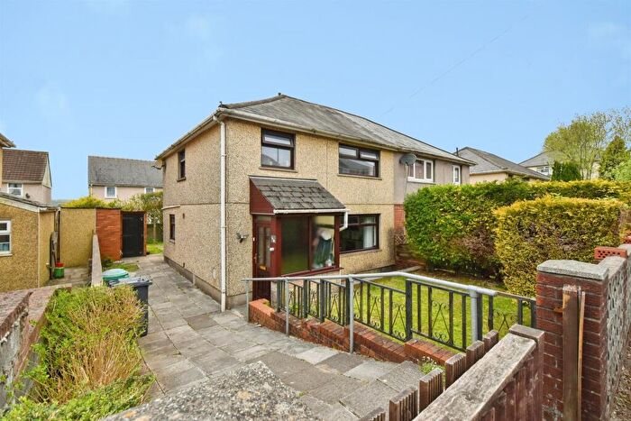 3 Bedroom Semi-Detached House For Sale In Bryn Pica, Tredegar, NP22