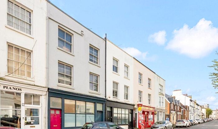 Studio To Rent In Rock Street, Brighton, BN2