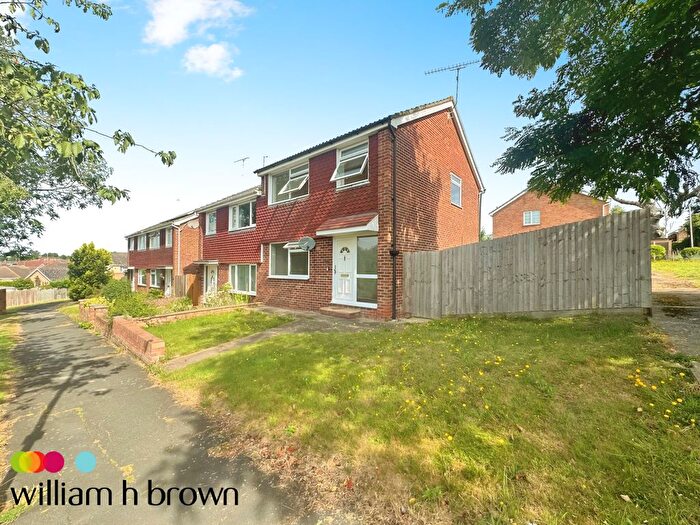 3 Bedroom Semi-Detached House To Rent In Nether Court, Halstead, CO9