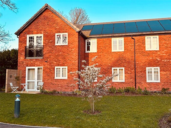 2 Bedroom Flat For Sale In Hooton Road, Willaston, Neston, Cheshire, CH64