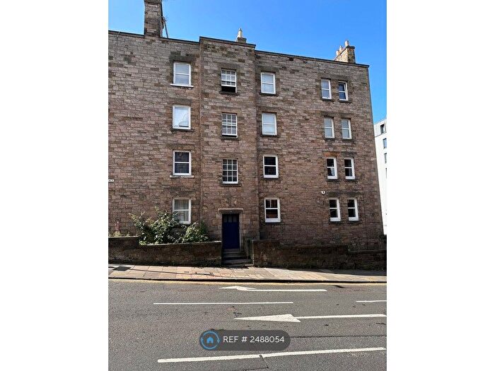 3 Bedroom Flat To Rent In Dewar Place, Edinburgh, EH3