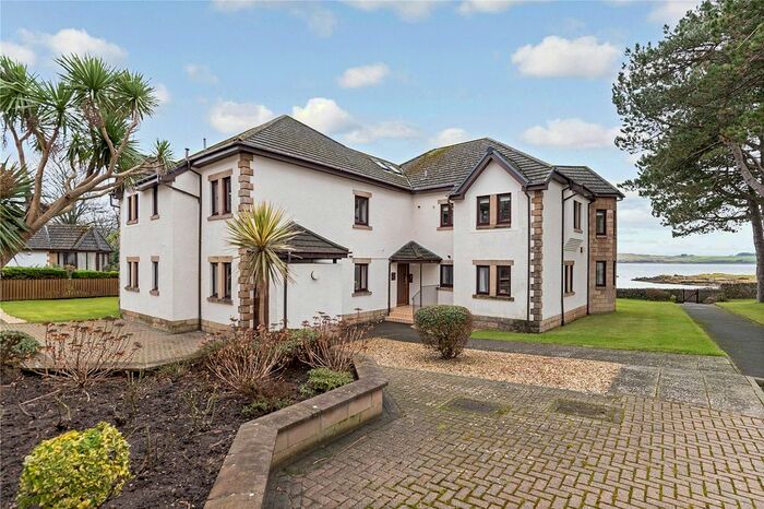 3 Bedroom Flat For Sale In Bowen Craig, Largs, North Ayrshire, KA30