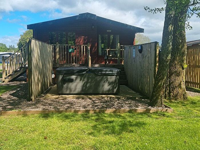 2 Bedroom Mobile/park Home For Sale In Fintry, Glasgow, G63