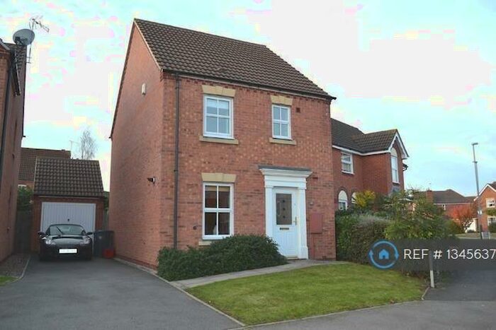 3 Bedroom Detached House To Rent In Morecroft Drive, Warwick, CV34