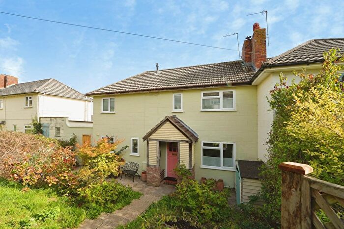 3 Bedroom Semi Detached House For Sale In Fairmead, Cam, Dursley, Gloucestershire, GL11