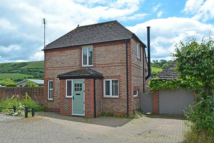 2 Bedroom Detached House For Sale In Hurst Cottages, East Street, Amberley, West Sussex, BN18