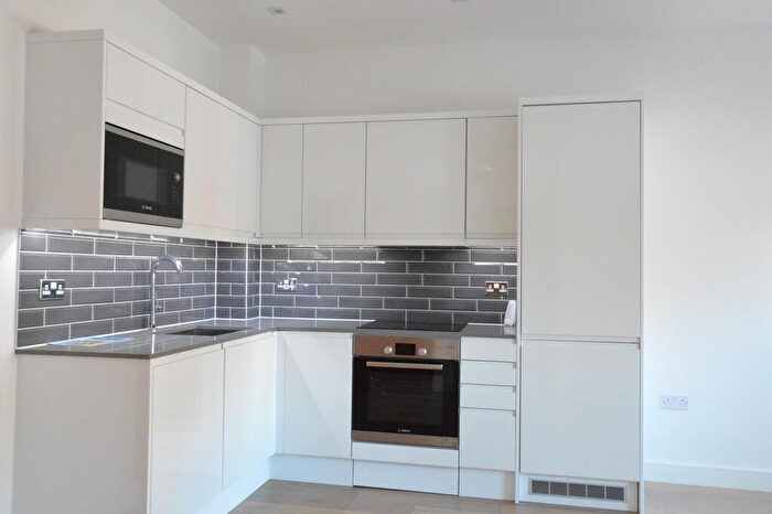 1 Bedroom Apartment To Rent In Bell Street, Reigate, RH2