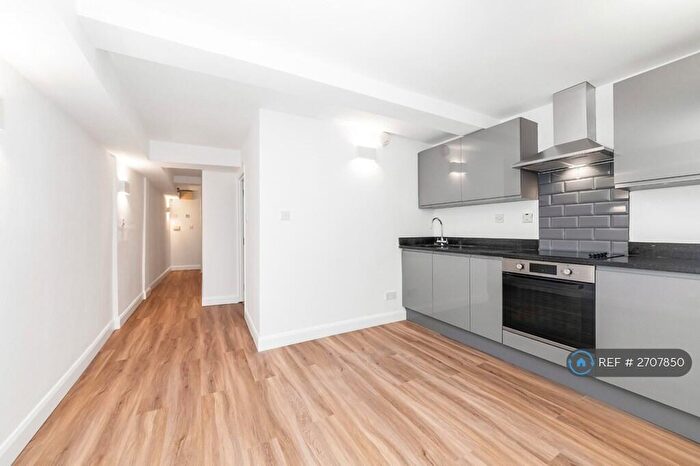 1 Bedroom Flat To Rent In Lee High Road, London, SE12
