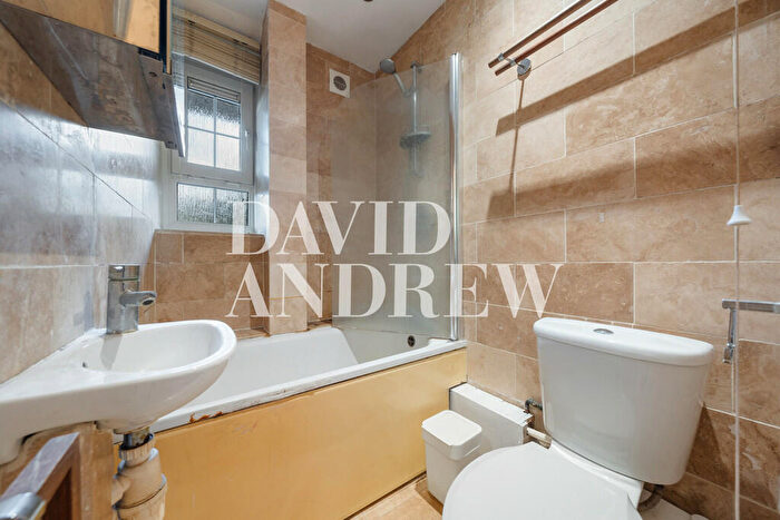2 Bedroom Apartment To Rent In Elwood Street, N5