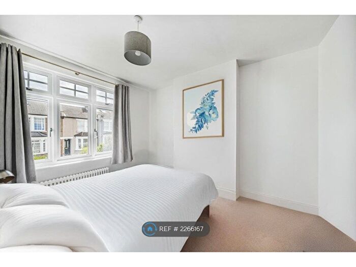 3 Bedroom Terraced House To Rent In Howarth Road, London, SE2