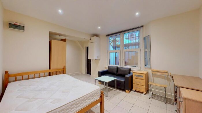Studio To Rent In Wrights Lane, London, W8