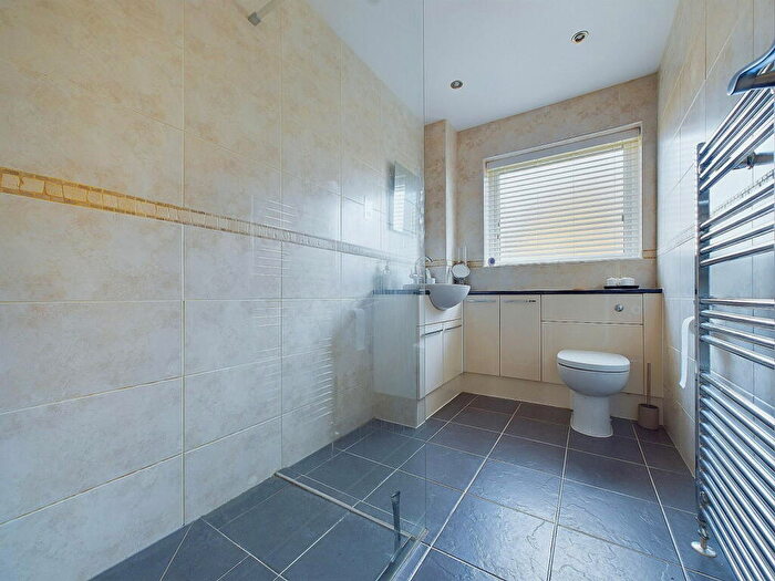 4 Bedroom Detached House For Sale In Mill Road, Northing Lancing, BN15