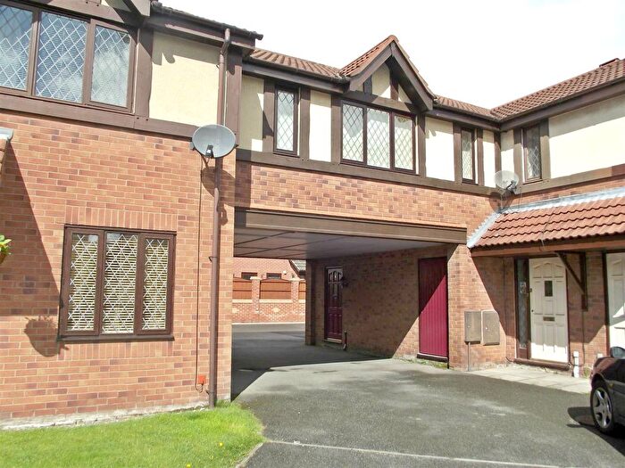 1 Bedroom Flat To Rent In Glamorgan Close, St. Helens, WA10