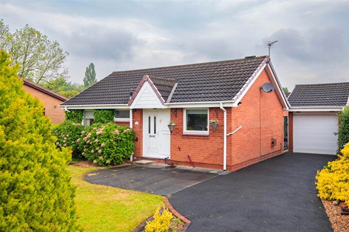 2 Bedroom Detached Bungalow For Sale In Stonebridge Close, Lostock Hall, Preston, PR5