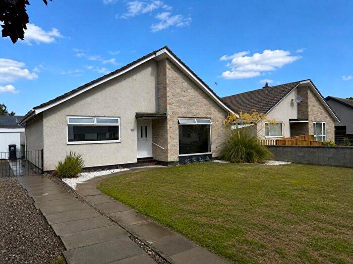 3 Bedroom Bungalow To Rent In Wyvis Drive, IV12