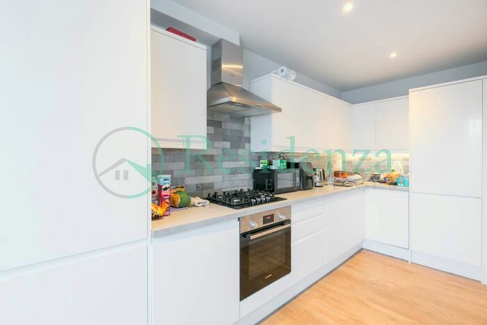 1 Bedroom Flat To Rent In Rotherhithe Old Road, London, SE16