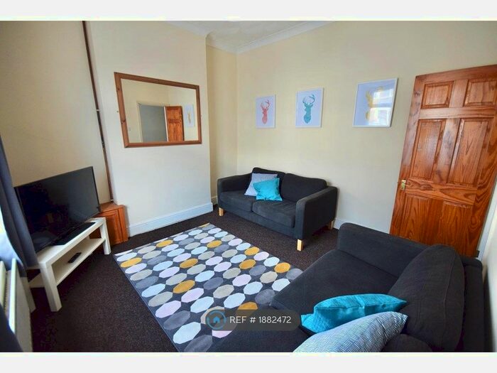 5 Bedroom Terraced House To Rent In Thesiger Street, Cardiff, CF24