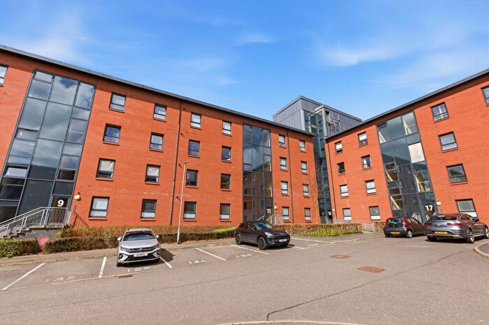 1 Bedroom Flat For Sale In Cardon Square, Renfrew, PA4