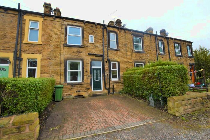 2 Bedroom Terraced House To Rent In Oak Royd Terrace, Churwell, Morley, Leeds, LS27