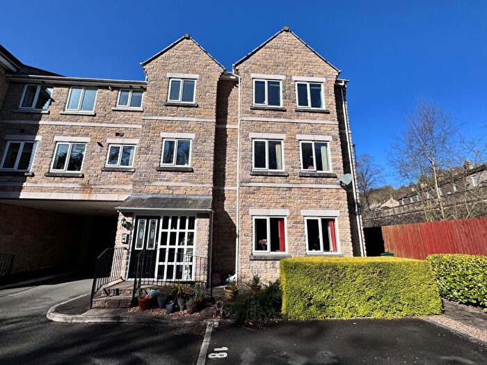 2 Bedroom Flat For Sale In The Sidings, Chinley, SK23