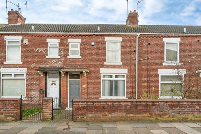 3 Bedroom Terraced House For Sale In Urban Road, Doncaster, South Yorkshire, DN4