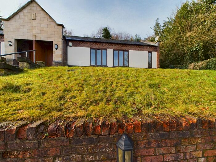 2 Bedroom Bungalow To Rent In High Street, Bewdley, DY12