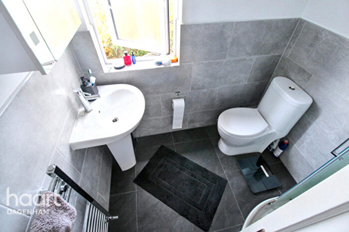 4 Bedroom Terraced House To Rent In Sheppey Road, Dagenham, RM9