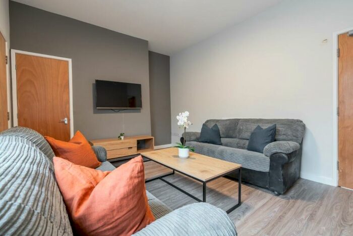 5 Bedroom Terraced House To Rent In Malcolm Street, Newcastle, NE6