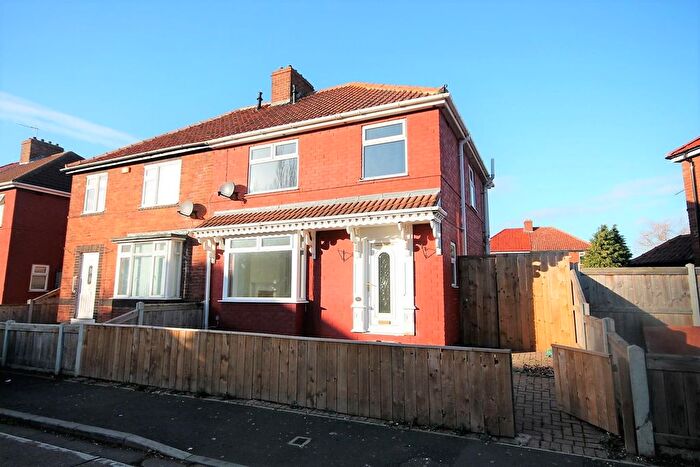 3 Bedroom Semi-Detached House For Sale In Zetland Road, Stockton-On-Tees, TS19