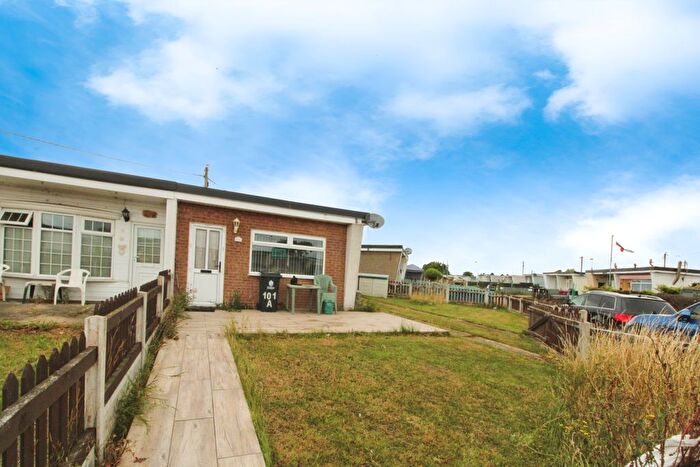 2 Bedroom Bungalow For Sale In Bel Air Chalet Estate, Clacton-On-Sea, CO16