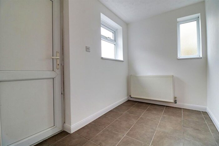 2 Bedroom End Of Terrace House To Rent In Blakenall Lane, Leamore, Walsall, WS3