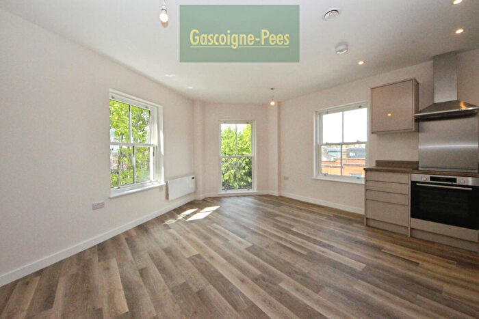 1 Bedroom Flat To Rent In London Road, Kingston, KT2