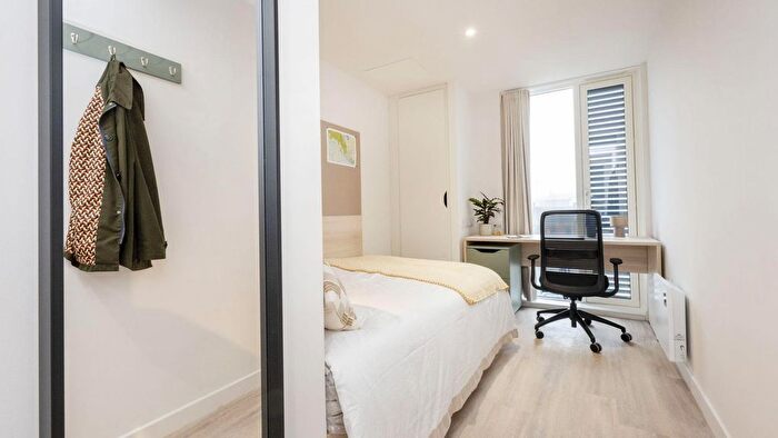 1 Bedroom Flat To Rent In Brown Street, Dundee, DD1