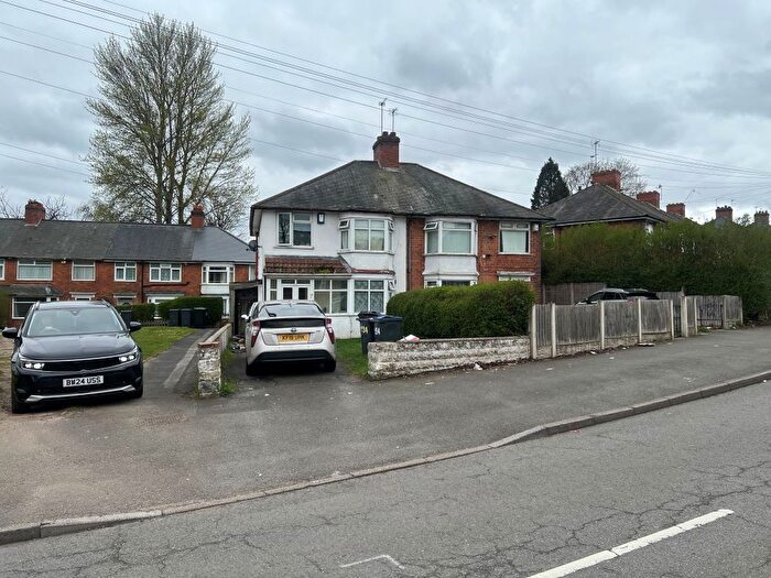 3 Bedroom Semi Detached House For Sale In Gipsy Lane, Erdington, Birmingham, B23