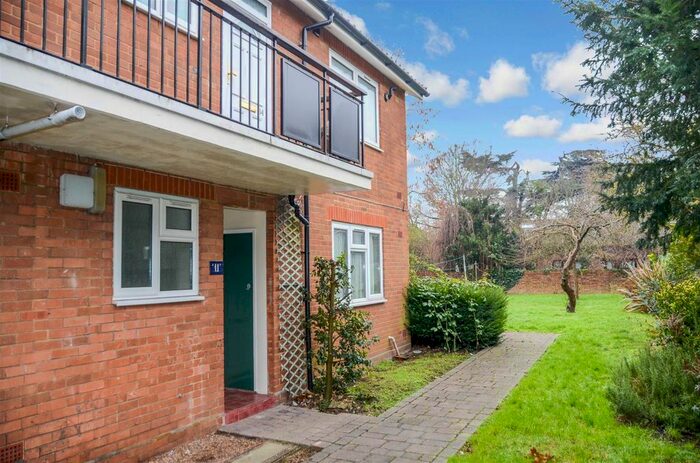 1 Bedroom Property To Rent In Boston Manor Road, Brentford, TW8